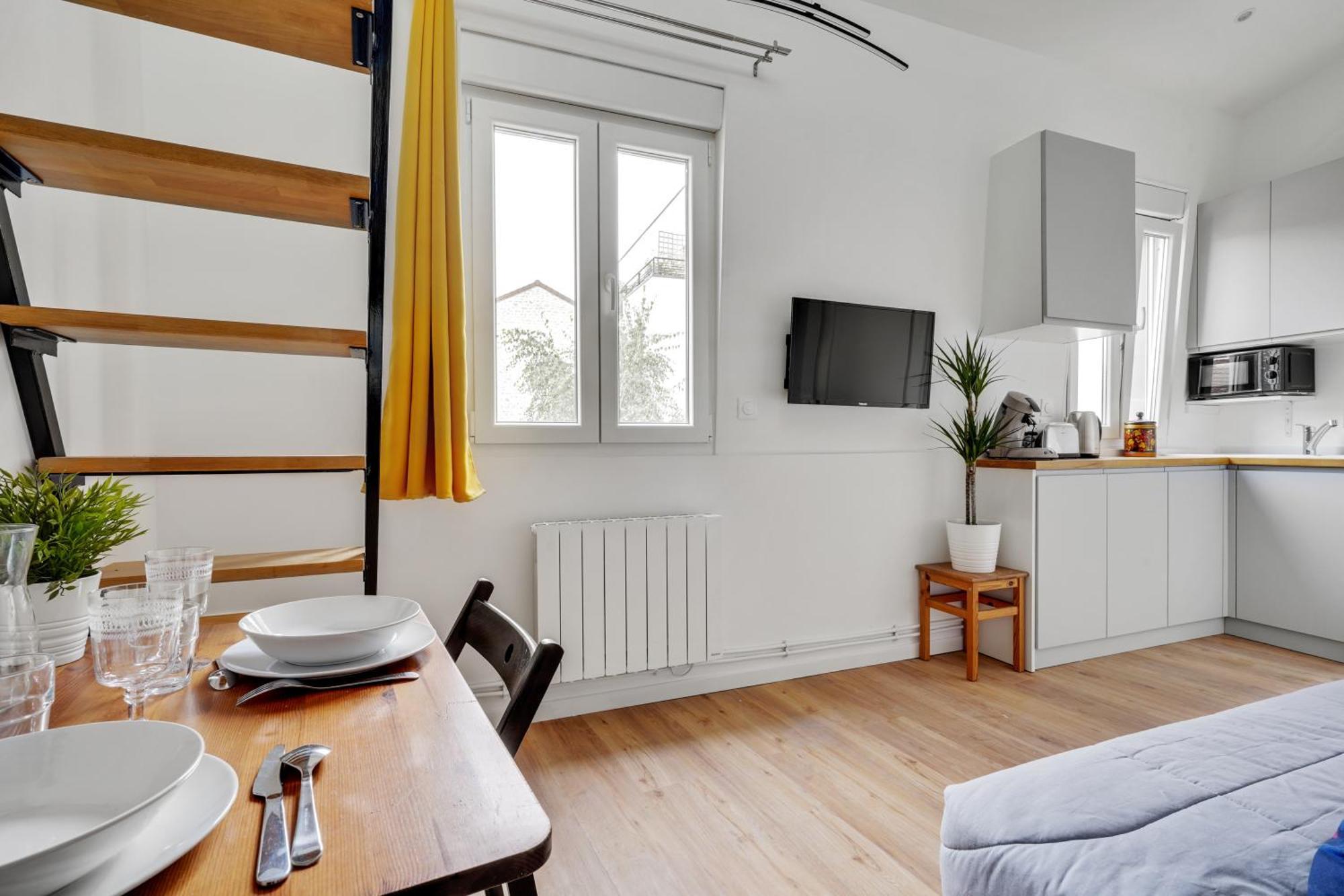 Avec Mezzanine - Wifi - Proche Paris